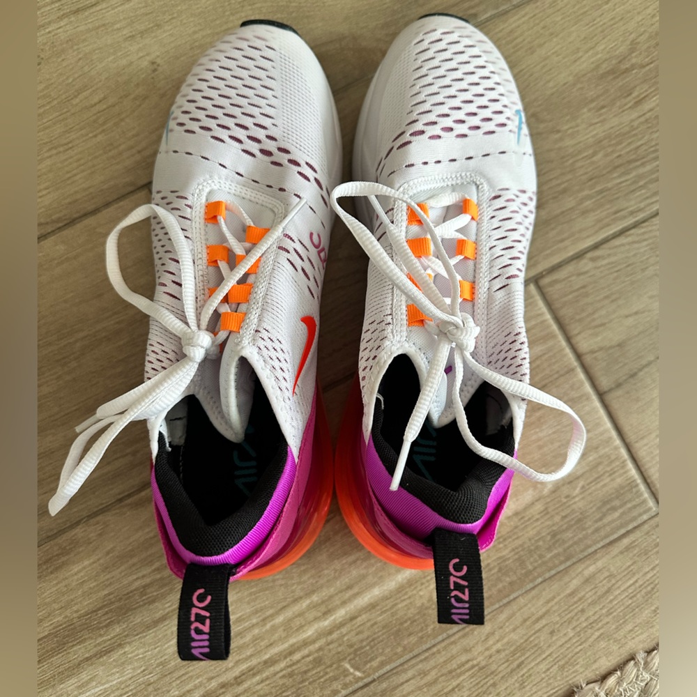 Nike Air Max 270 - Size 10